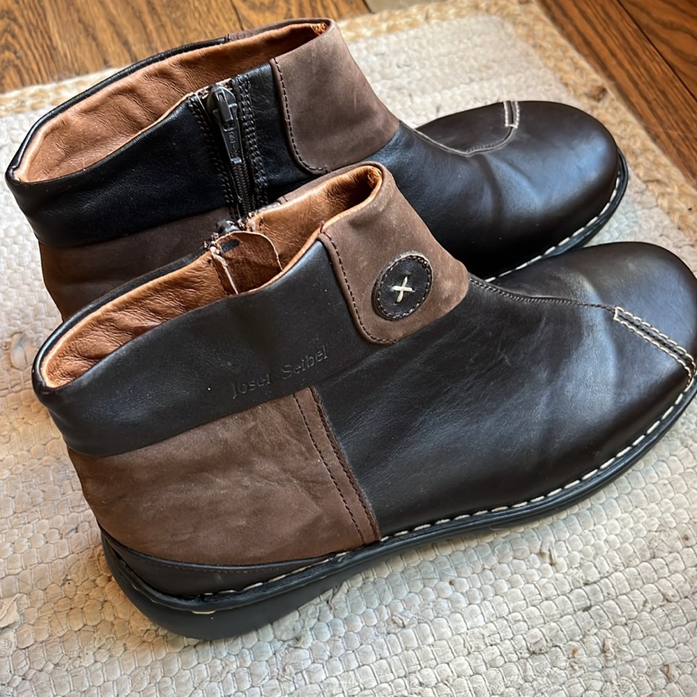 Josef Seibel Boots- NWOB